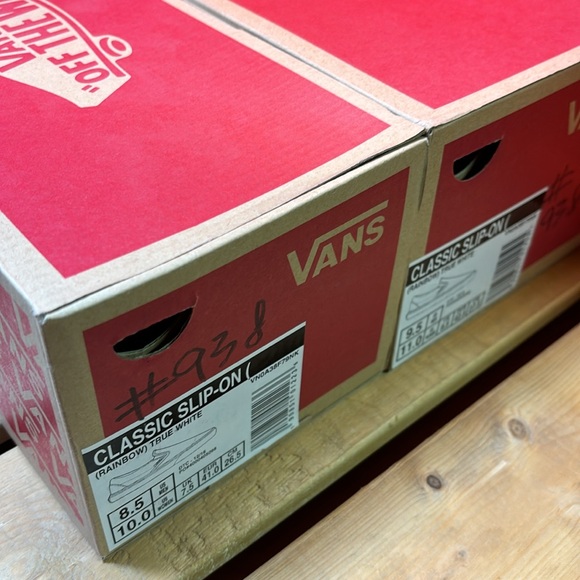 Vans Men's Classic Slip-On (Rainbow) True White - Picture 7 of 9